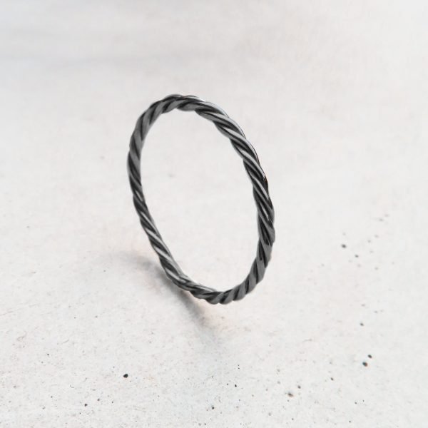 Twisted ring in Oxidized Sterling Silver