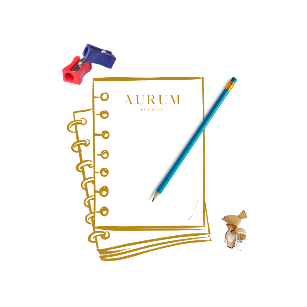 Afbeeldingen van een notebook met een potlood en puntenslijper met het Aurum logo
