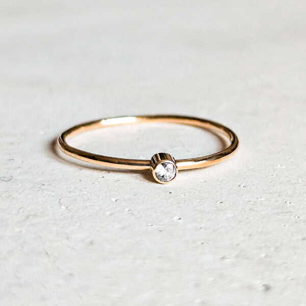 Birthstone Ring April - Diamond in 14k gold