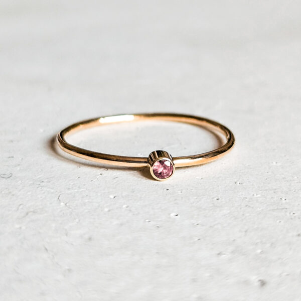 Birthstone Ring Oktober - Toermalijn in 14-karaats geelgoud