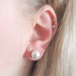 La Mer Pearl Bold Stud