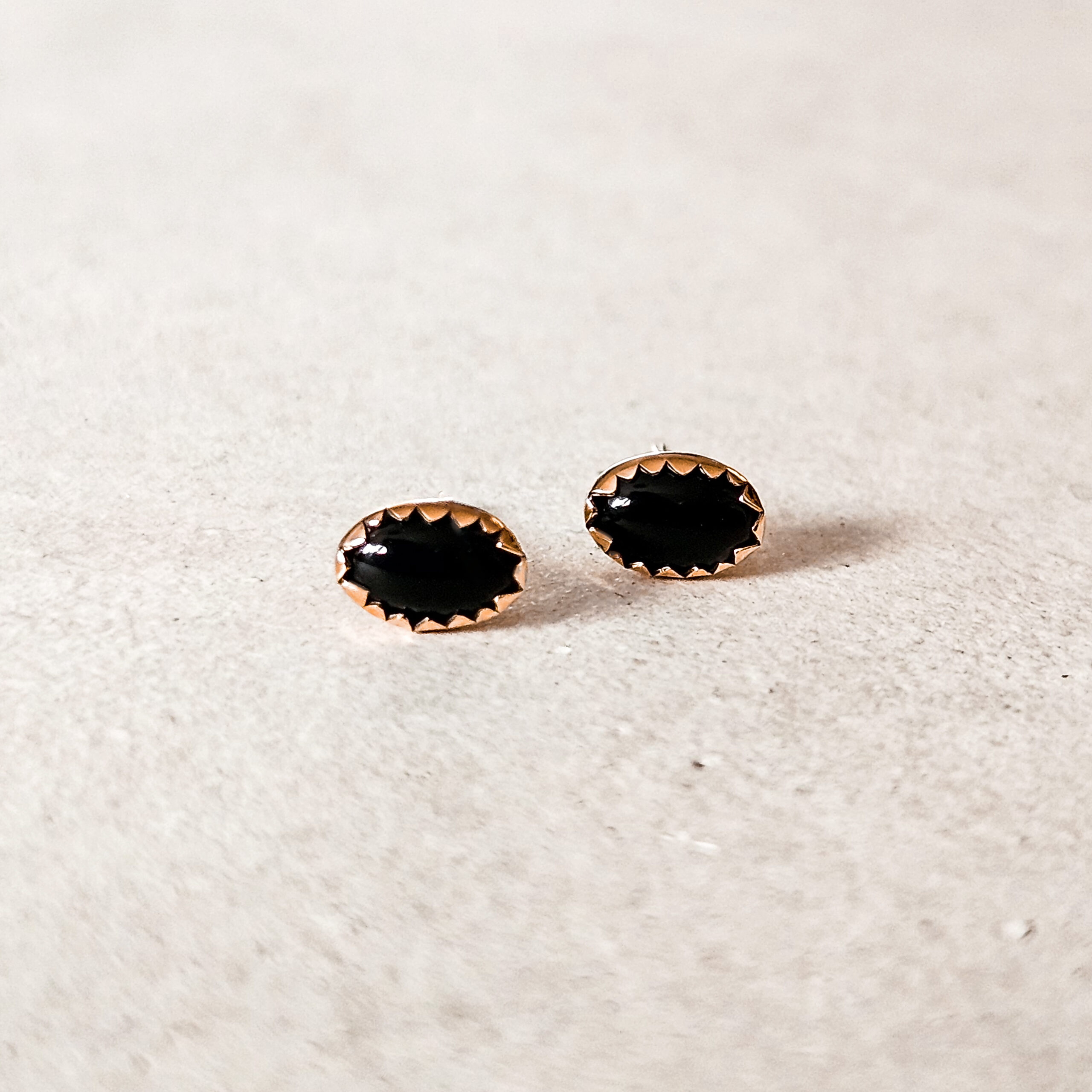 Midnight Onyx Stud in 14 ct. yellow gold