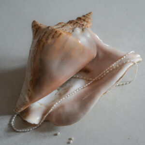 La Mer Pearl Necklace in Sterling Silver